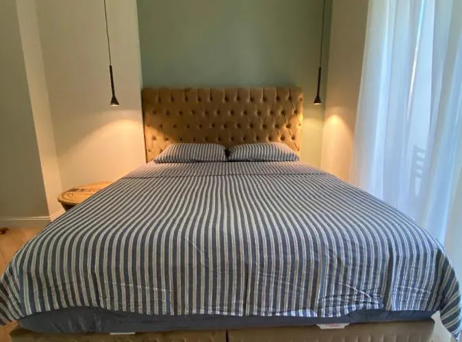 Classic And New Brand San Stefano 9 Apartment Warna