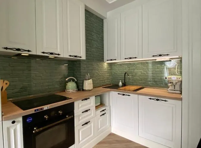 Classic And New Brand San Stefano 9 Apartment Warna